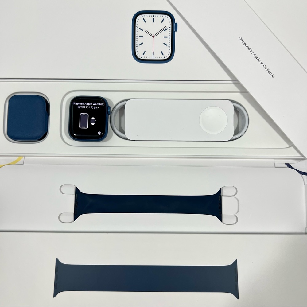 Apple Watch Series 7 41mm GPS Blue Aluminum Case Abyss Blue Solo Loop
